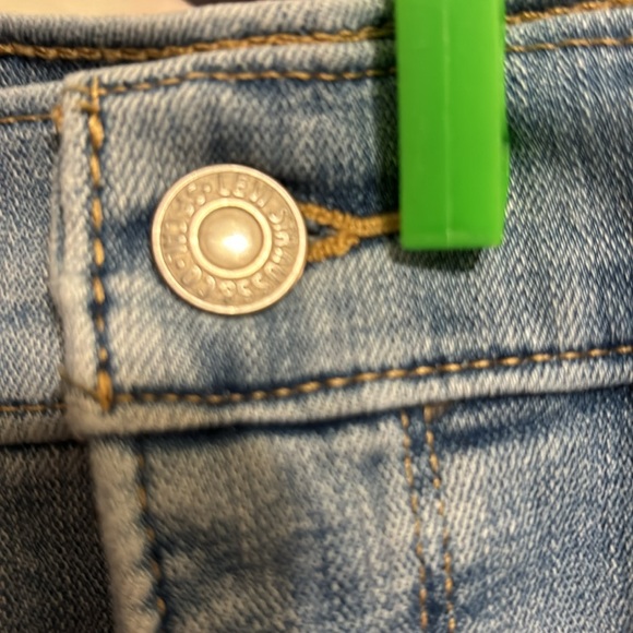 Levi’s Jeans - Picture 2 of 5